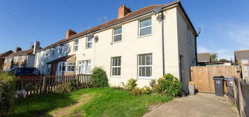 End terrace house for sale in Kings Road, Aylesham CT3