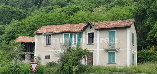 Terratetto plurifamiliare via Lago Azzurro, Pollino, Premeno