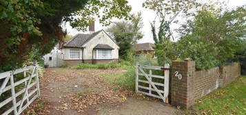 3 bed detached bungalow for sale