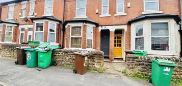 Property to rent in Kimbolton Avenue, Nottingham NG7