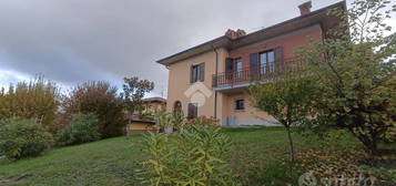 VILLA SINGOLA A BAISO