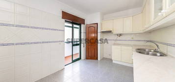 Apartamento T3, Jaime Cortesão, Setúbal