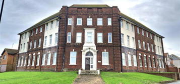 2 bedroom ground floor flat