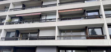 Roubaix rue Leconte Baillon appartement type 4 86m² avec cave et garage