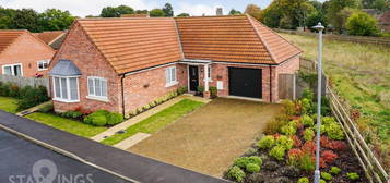 3 bed detached bungalow for sale