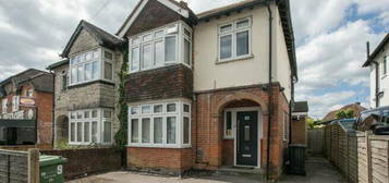 3 bedroom semi-detached house to rent