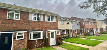 3 bed end terrace house to rent