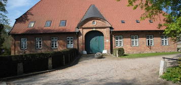 Freundliche 3-Zimmer-Wohnung im historischen Torhaus auf Gut Lensahnerhof