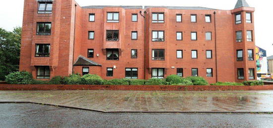 Flat to rent in Langlands Court, Glasgow, Glasgow City G51