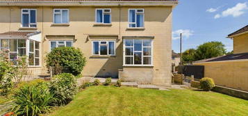 3 bedroom semi-detached house