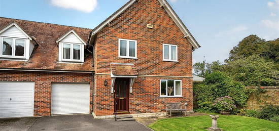 4 bedroom semi-detached house for sale