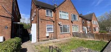 Maisonette to rent in Four Pounds Avenue, Coventry CV5
