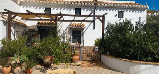 Ferienhaus Andalusien in ländlicher ruhiger Lage zu vermieten