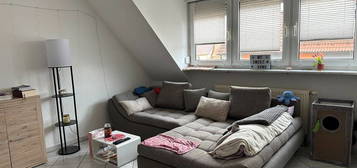 2 Zimmer DGW mit Garage und Balkon