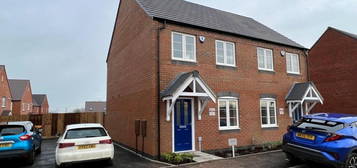 3 bedroom semi-detached house