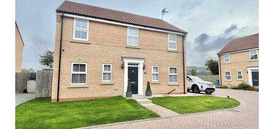 4 bed detached house for sale