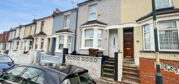 3 bedroom terraced house