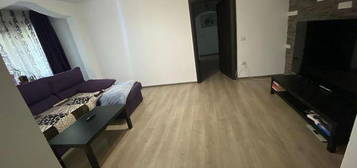 Apartament 4 camere P-ta Veteranilor