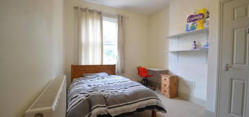 7 bed shared accommodation to rent