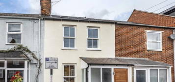 6 bedroom terraced house