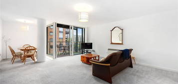 Flat for sale in Limehouse Basin, 11 Branch Road E14