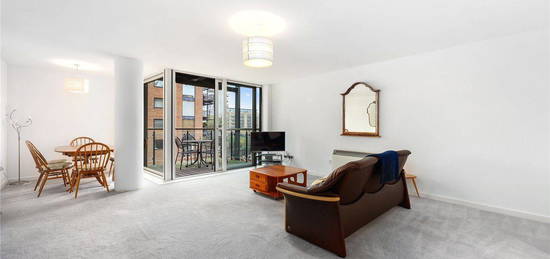 Flat for sale in Limehouse Basin, 11 Branch Road E14