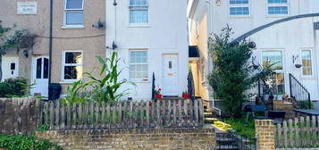 2 bedroom terraced house