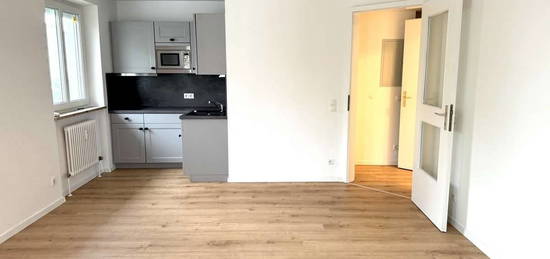 Praktische 1,5-Zimmer-Wohnung mit Balkon und moderner Einbauküche!