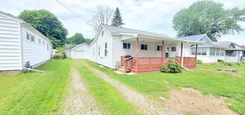 Address Not Disclosed, Elmira, NY 14904