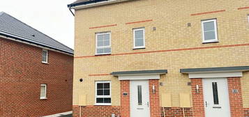 4 bedroom semi-detached house