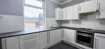 Property to rent in James Street, Little Lever, Bolton BL3