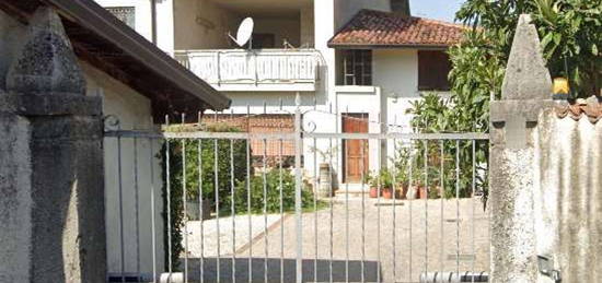 Casa indipendente in vendita in via Cesare Battisti s.n.c