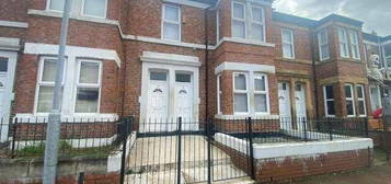 2 bedroom ground floor flat