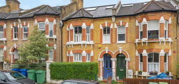 5 bedroom terraced house for sale