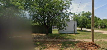 1501 S Seaman St, Eastland, TX 76448