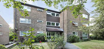 Flat for sale in Hogarth Court, Steeplands, Bushey WD23