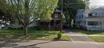 563 Riverside Ave, Elmira, NY 14904