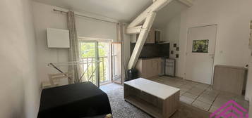 Location appartement 1 pièce 27 m²