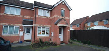 3 bedroom semi-detached house to rent