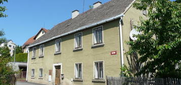 Prodej  rodinného domu 187 m², pozemek 1 432 m²