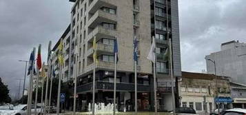 Aluguer apartamento rio maior