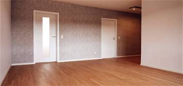 Geschmackvolle, vollständig renovierte 2-Zimmer-DG-Wohnung mit Loggia in LU-Friesenheim BASF-Nähe