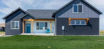 5 Smooth Brome Ct, Three Forks, MT 59752