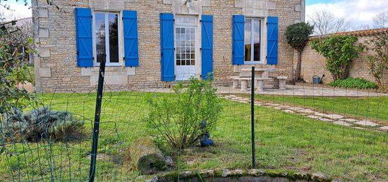 Maison T4 avec jardin & parking, en Location ou Colocation, proche Niort, Benet et Fontenay le Comte