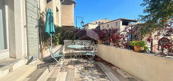 A VENDRE 84160 CADENET MAISON DE VILLAGE TYPE 8 PIECES D'ENVIRON 198 M² AVEC DEPENDANCE, TERRASSE ET CAVE