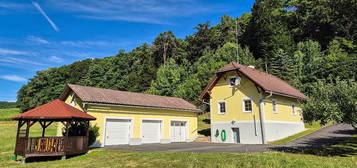Haus mit Nebengebäude - Kirchberg an der Raab