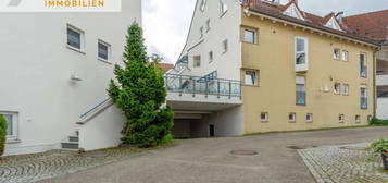 Gepflegte Etagenwohnung im 2. OG mit Südbalkon und Tiefgaragenstellplatz sucht neuen Besitzer!