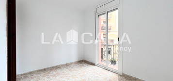 Piso en venta en Carrer de Rossend Arús, Sants