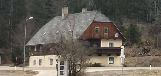 Haus mit Geschichte zu verkaufen