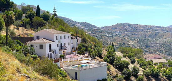 Canillas de Albaida